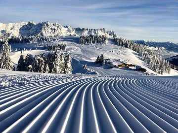 Piste mit Panorama